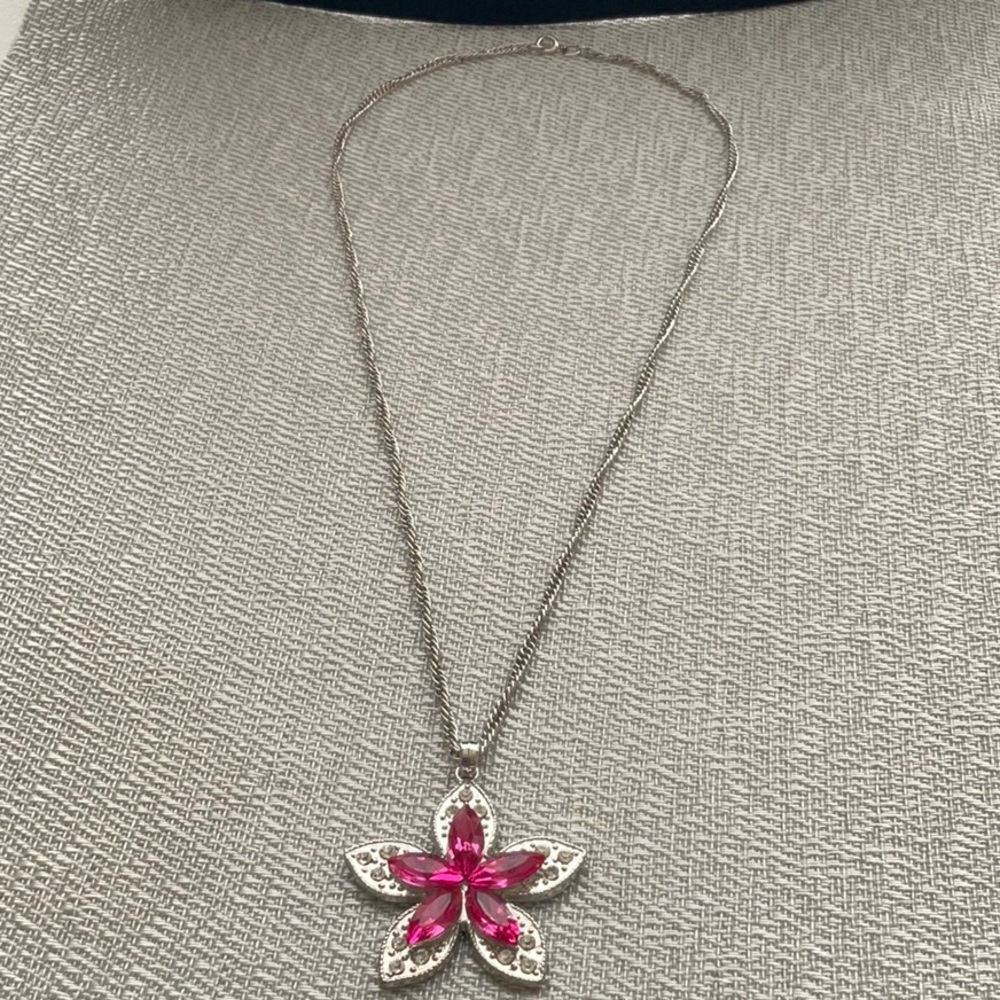Umbranded Lower Necklace